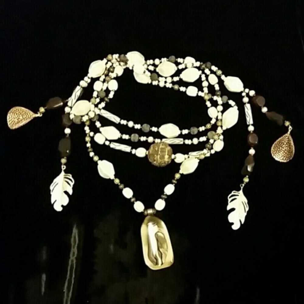 Rae Vavra Design Lariat shell bead necklace • BOUTIQUE NWOT